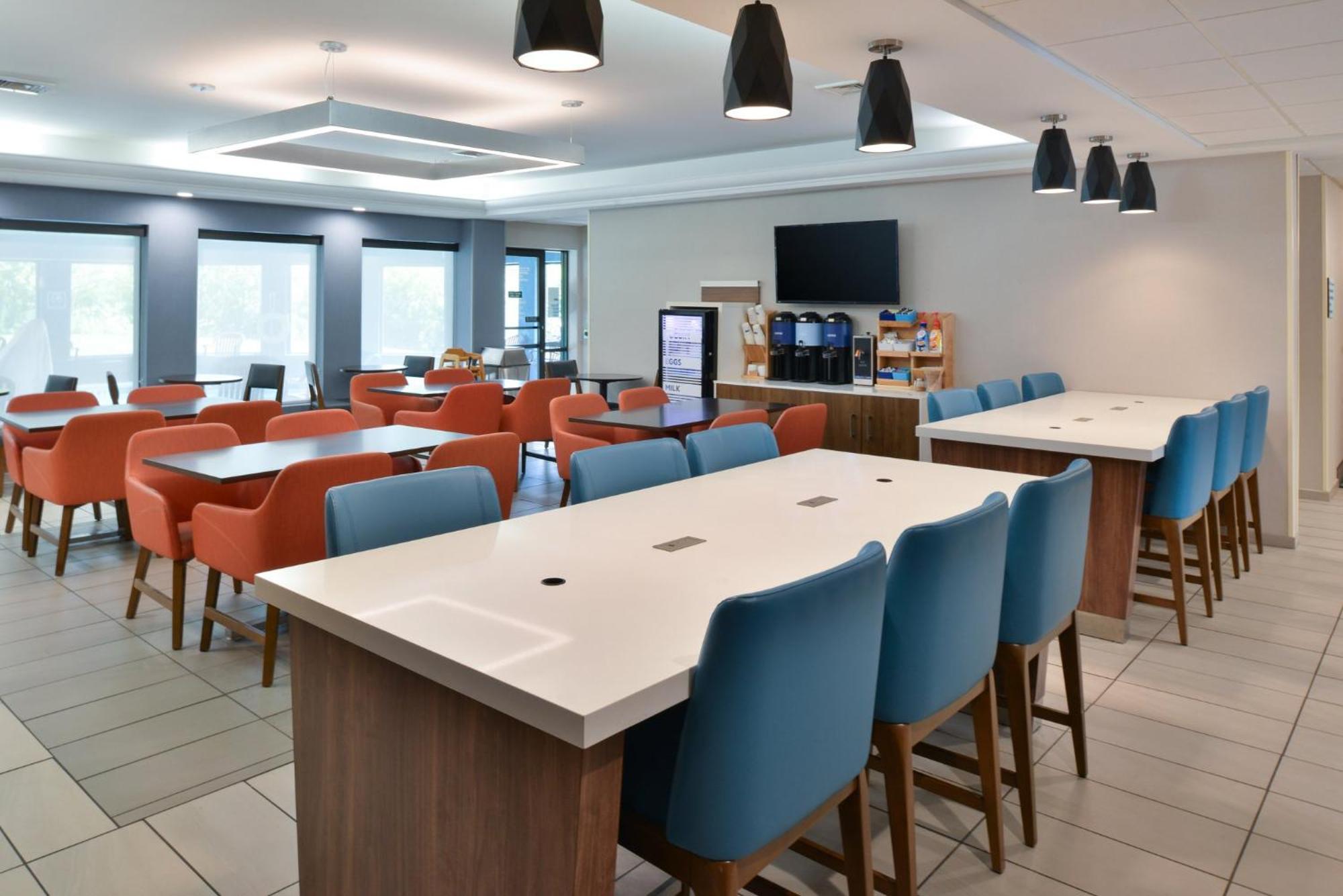 Holiday Inn Express Lewisburg - New Columbia By Ihg Eksteriør bilde