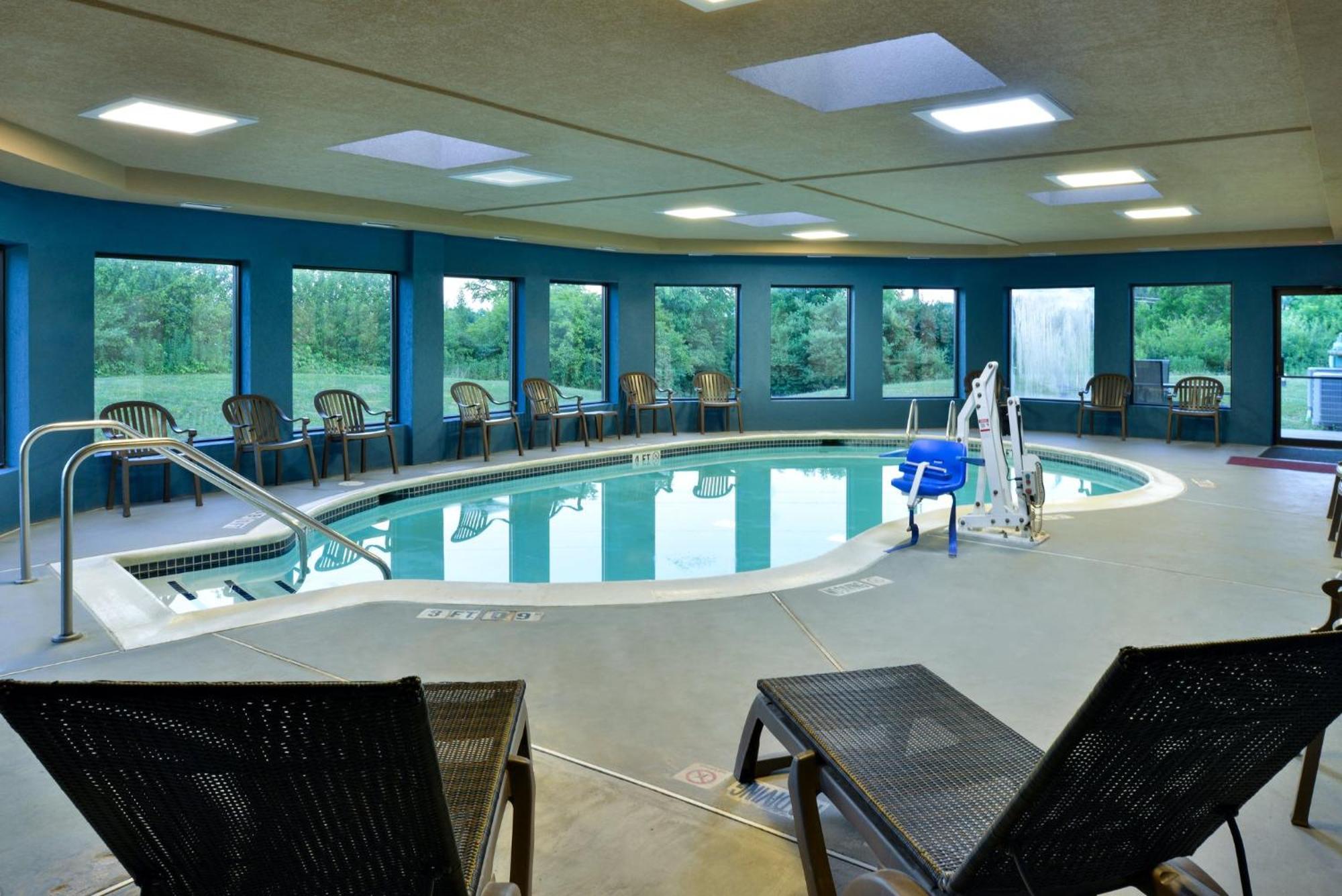 Holiday Inn Express Lewisburg - New Columbia By Ihg Eksteriør bilde