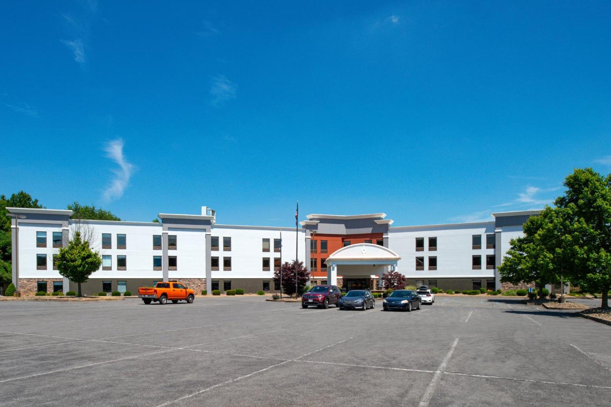Holiday Inn Express Lewisburg - New Columbia By Ihg Eksteriør bilde