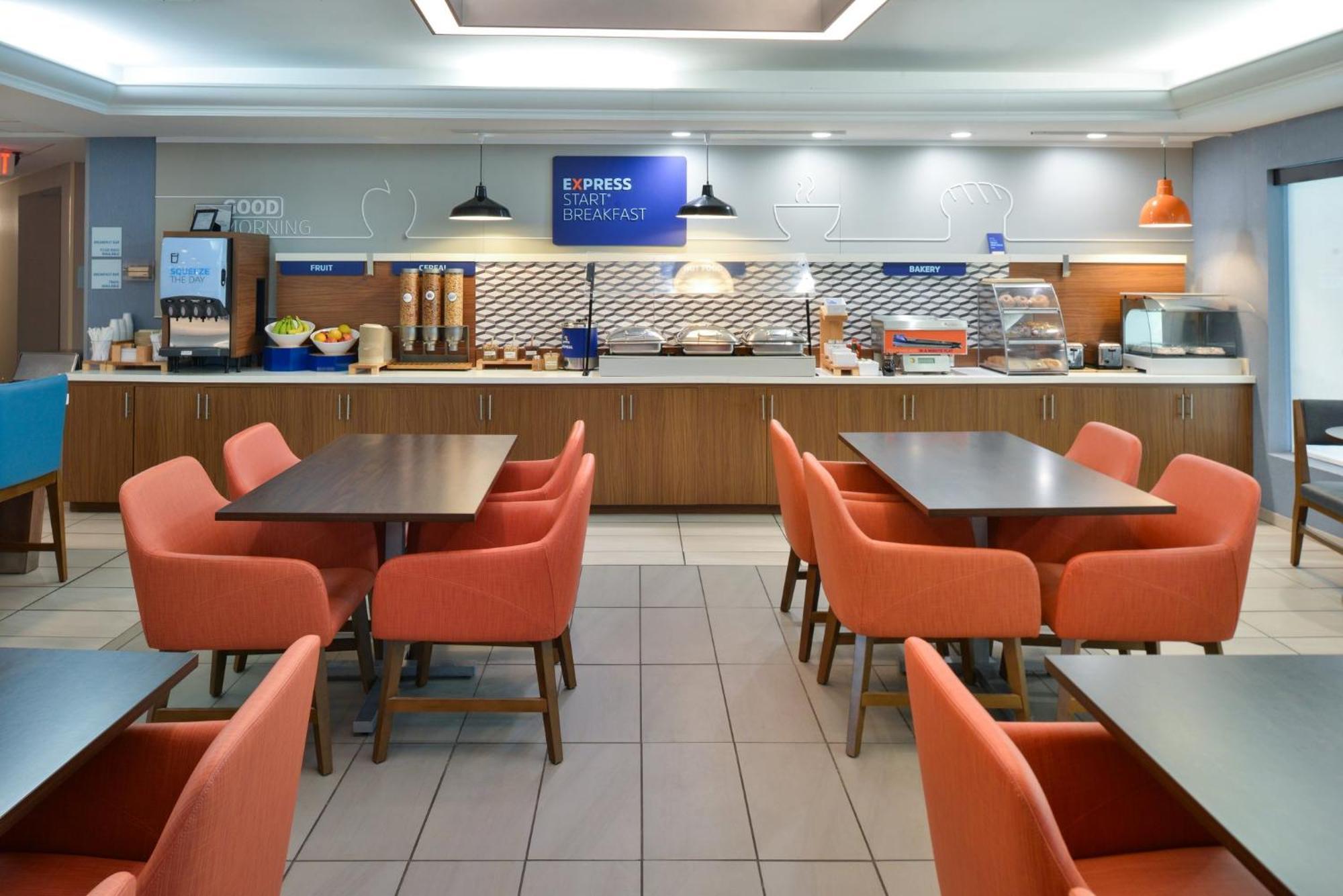 Holiday Inn Express Lewisburg - New Columbia By Ihg Eksteriør bilde